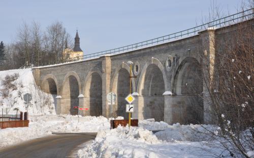 Železniční viadukt v Rychnově u Jablonce nad Nisou 